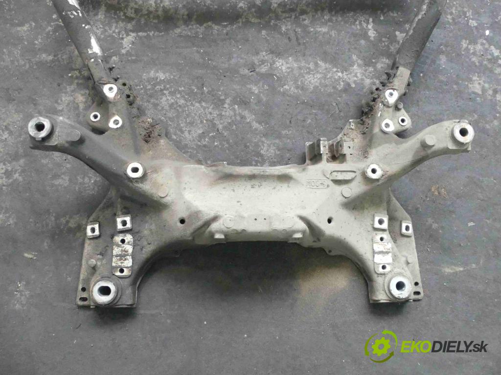 Peugeot 407 1.6 hdi 109 hp manual 80 kW 1560 cm3 5- výztuha motoru 9661332680