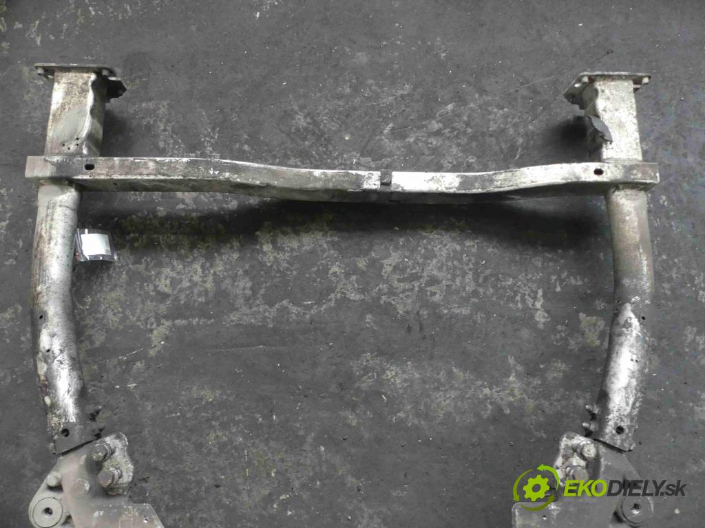 Peugeot 407 1.6 hdi 109 hp manual 80 kW 1560 cm3 5- výztuha motoru 9661332680