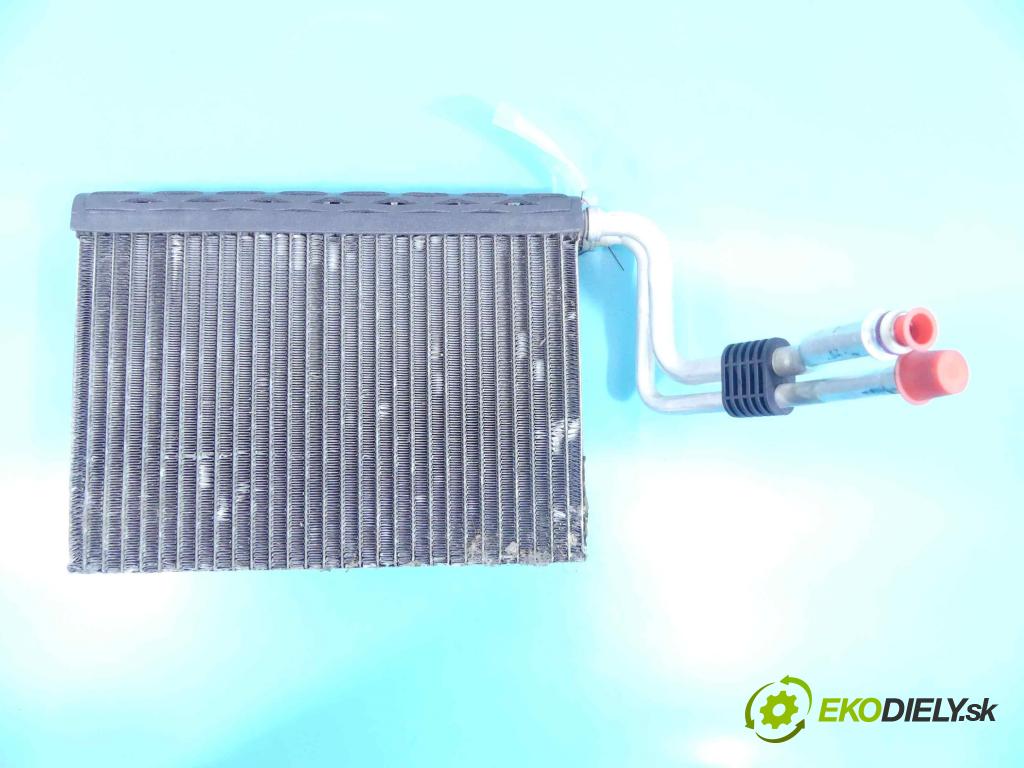 Bmw X3 F25 2010-2017 3.0 258 HP automatic 190 kW 2996 cm3 5- radiator 670738X (Radiátory kúrenia)