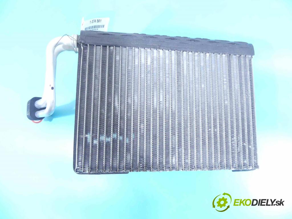 Bmw X3 F25 2010-2017 3.0 258 HP automatic 190 kW 2996 cm3 5- radiator 670738X (Radiátory kúrenia)