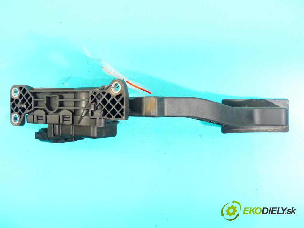 Ford Focus Mk2 2004-2011 1.6 tdci 90 HP manual 66 kW 1560 cm3 5- pedále 4M51-9F836-AH (Pedále)