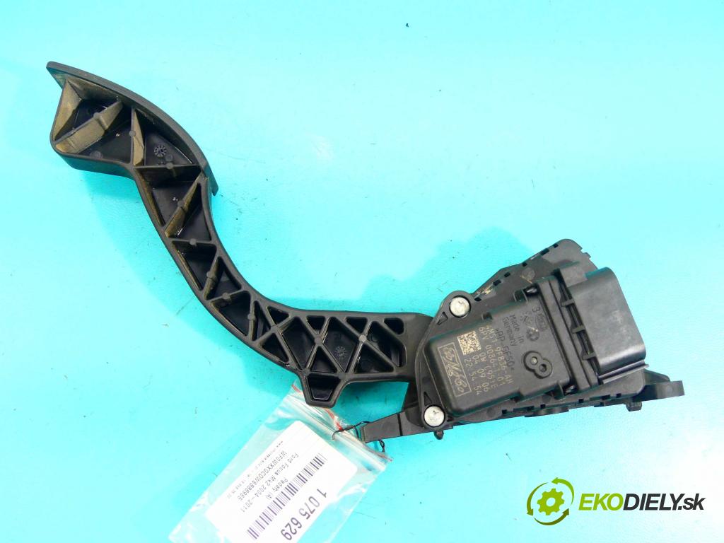 Ford Focus Mk2 2004-2011 1.6 tdci 90 HP manual 66 kW 1560 cm3 5- pedále 4M51-9F836-AH (Pedále)