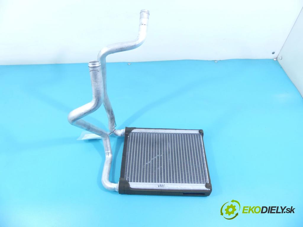 Kia Ceed I 2006-2012 1.4 16v 105 HP manual 77 kW 1396 cm3 5- radiator  (Radiátory kúrenia)