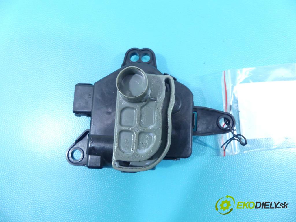 Kia Ceed I 2006-2012 1.4 16v 105 hp manual 77 kW 1396 cm3 5- motorek topení D267-AP9BA01