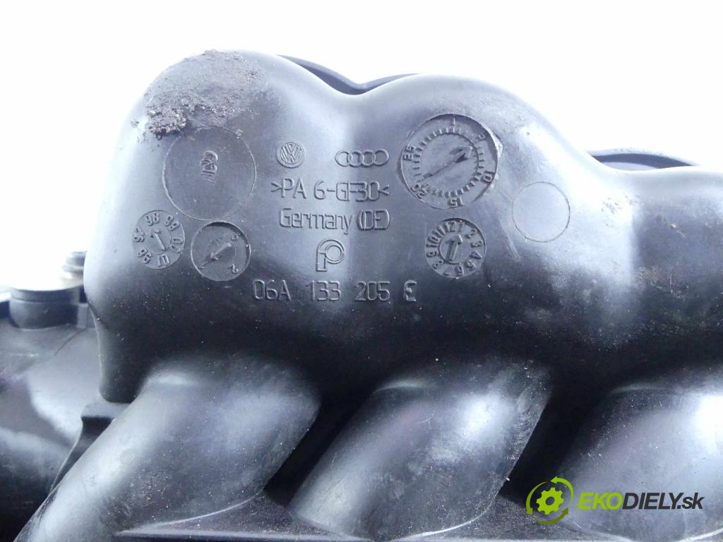 Vw Golf IV 1997-2003 1.6 SR 101 HP manual 74 kW 1595 cm3 5- zvod nasávací 06A133205E (Sacie potrubia)