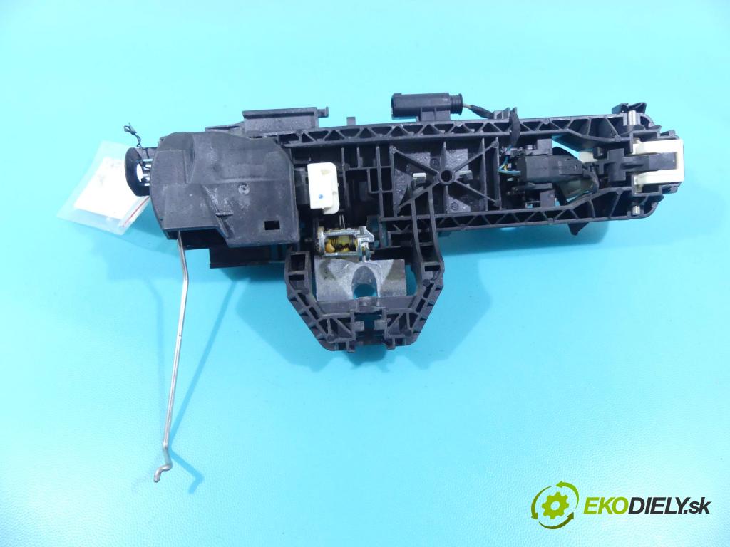 Mercedes CLS II C218 2010-2018 4.7 V8 408KM automatic 300 kW 4663 cm3 4- rukoväť predné ľavé mimo: A2047602334 (Vonkajšie predné ľavé)