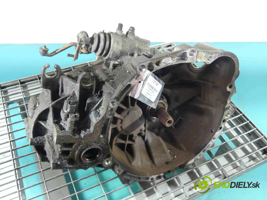 Toyota Avensis I T22 1997-2003 2.0 16v 128 HP manual 94 kW 1998 cm3 4- prevodovka stupeň,rýchlosť manual