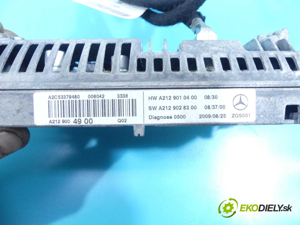 Mercedes E W212 2009-2016 2,2.0 cdi 204 HP manual 150 kW 2143 cm3 4- Zobrazit: A2129004900 (Prístrojové dosky, displeje)