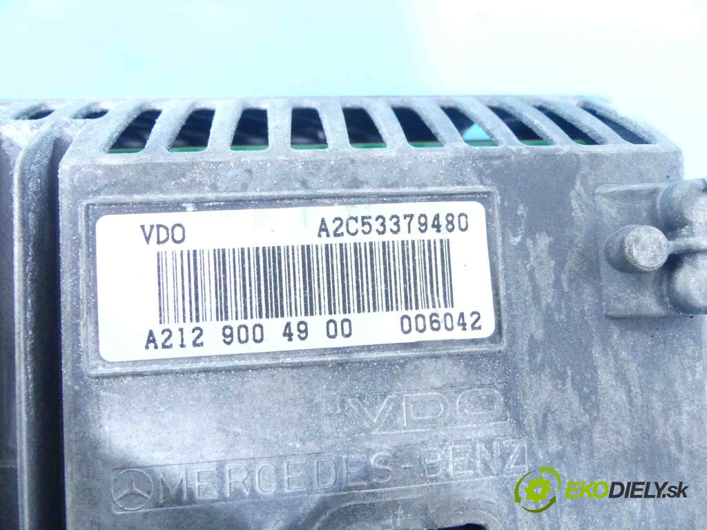 Mercedes E W212 2009-2016 2,2.0 cdi 204 HP manual 150 kW 2143 cm3 4- Zobrazit: A2129004900 (Prístrojové dosky, displeje)