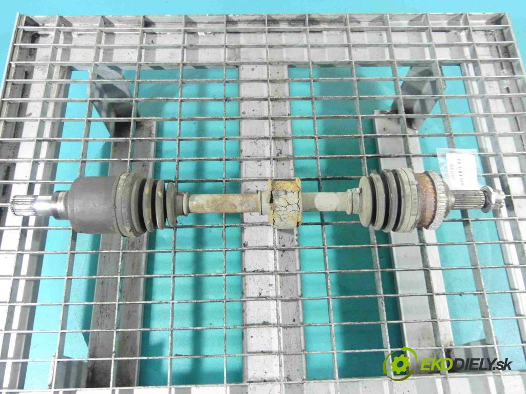 Suzuki Liana 1.6 16v 106 HP manual 78 kW 1586 cm3 5- poloos ľavé  (Poloosy)