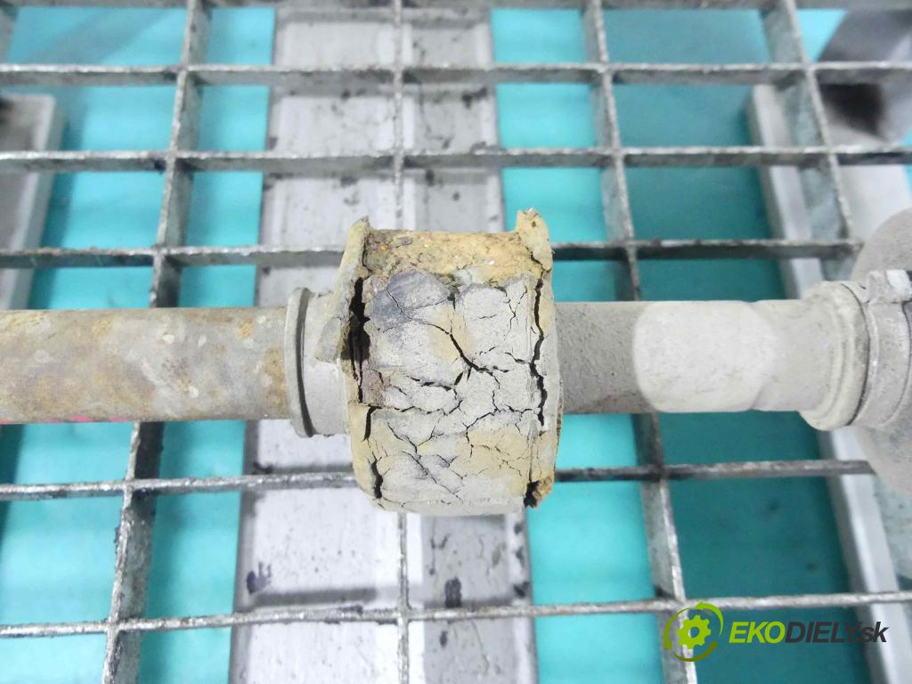 Suzuki Liana 1.6 16v 106 HP manual 78 kW 1586 cm3 5- poloos ľavé  (Poloosy)