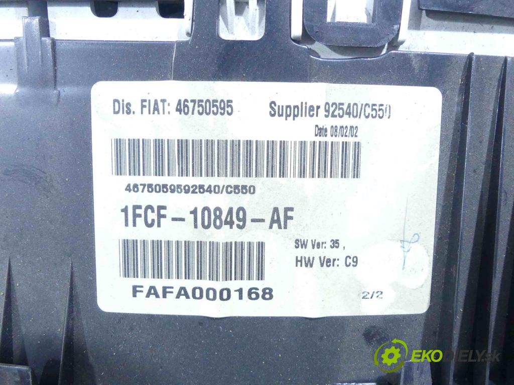Fiat Stilo 1.6 16v 103 HP manual 76 kW 1596 cm3 5- prístrojovka/ budíky 46750595 (Prístrojové dosky, displeje)