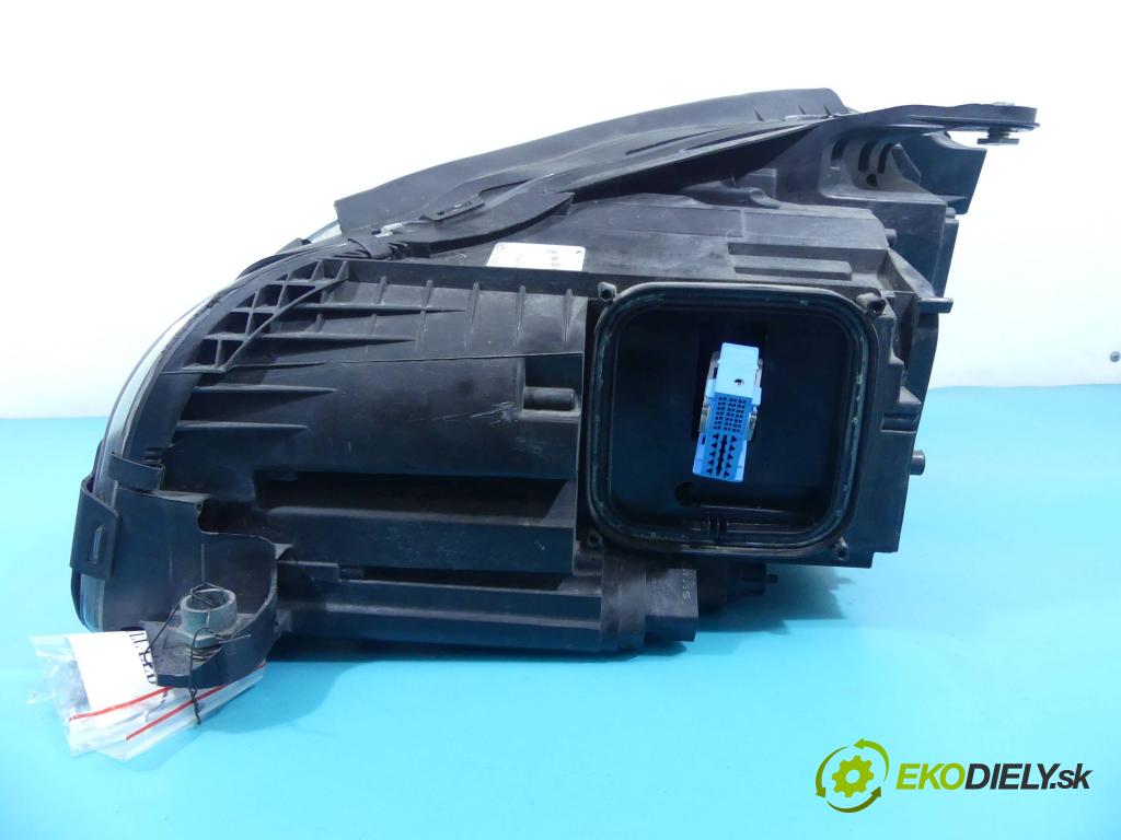 Mercedes CLS II C218 2010-2018 4.7 V8 408KM automatic 300 kW 4663 cm3 4- Reflektor: pravý A2188209261 (Pravé)