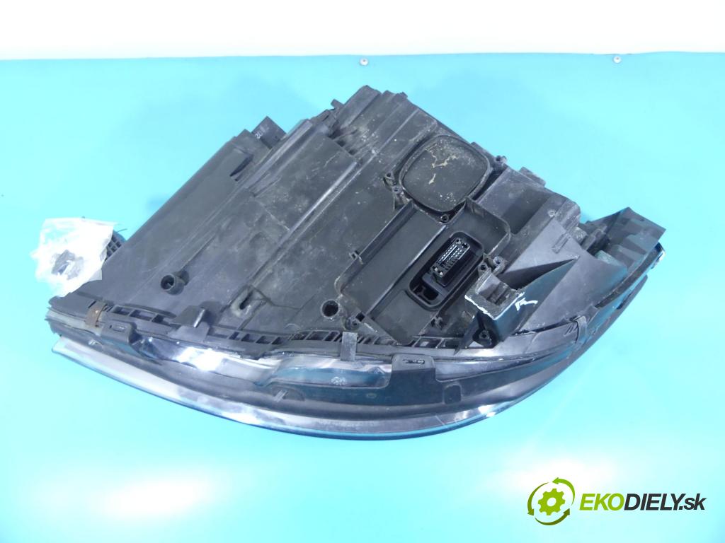 Mercedes CLS II C218 2010-2018 4.7 V8 408KM automatic 300 kW 4663 cm3 4- Reflektor: pravý A2188209261 (Pravé)