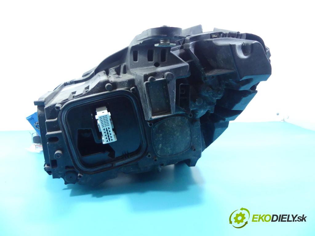 Mercedes CLS II C218 2010-2018 4.7 V8 408KM automatic 300 kW 4663 cm3 4- Reflektor: pravý A2188209261 (Pravé)