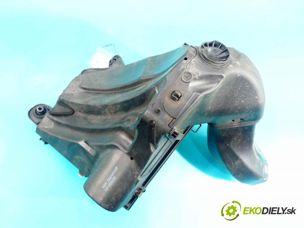 Bmw 1 e87 2004-2011 2.0d 116 hp manual 85 kW 1995 cm3 3- obal filtra vzduchu 7797460-07 (Kryty filtrů)