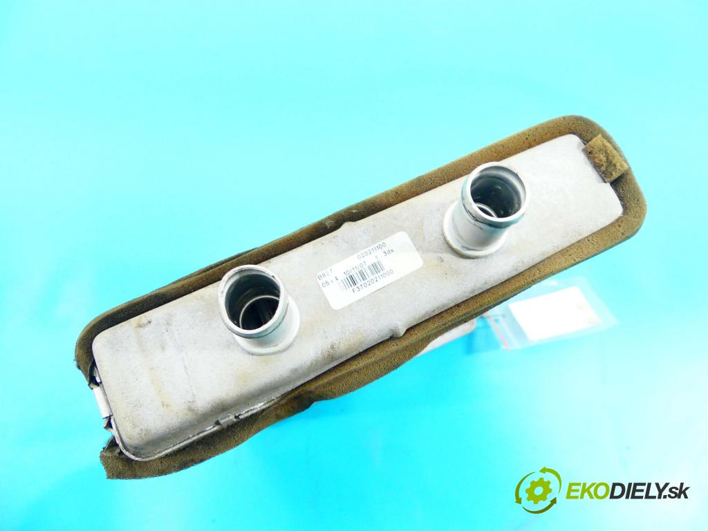 Iveco Daily IV 2006-2011 2.3 HPI 116 HP manual 85 kW 2287 cm3 5- radiator  (Radiátory kúrenia)