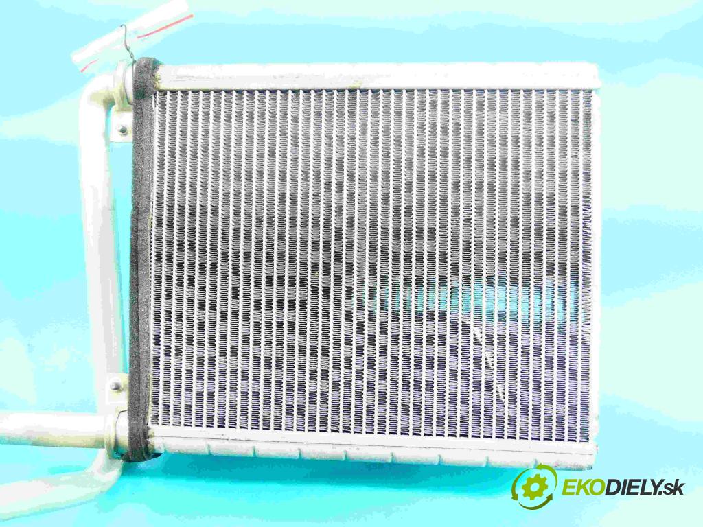 Infiniti QX30 (H15) 2016-2019 2.0 T 211KM automatic 155 kW 1991 cm3 5- radiator  (Radiátory kúrenia)