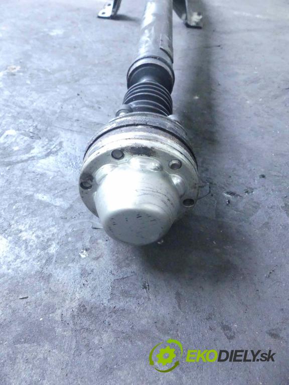 Infiniti QX30 H15 2016-2019 2.0 T 211KM automatic 155 kW 1991 cm3 5- Hřídel: jízda:  (Kardaňové hriadele)