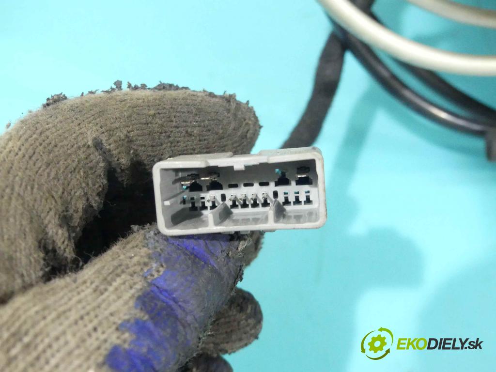 Saab 9-4X 3.0 V6 269KM automatic 198 kW 2997 cm3 5- Střešní okno: A11163125145 (Okna karoserie)