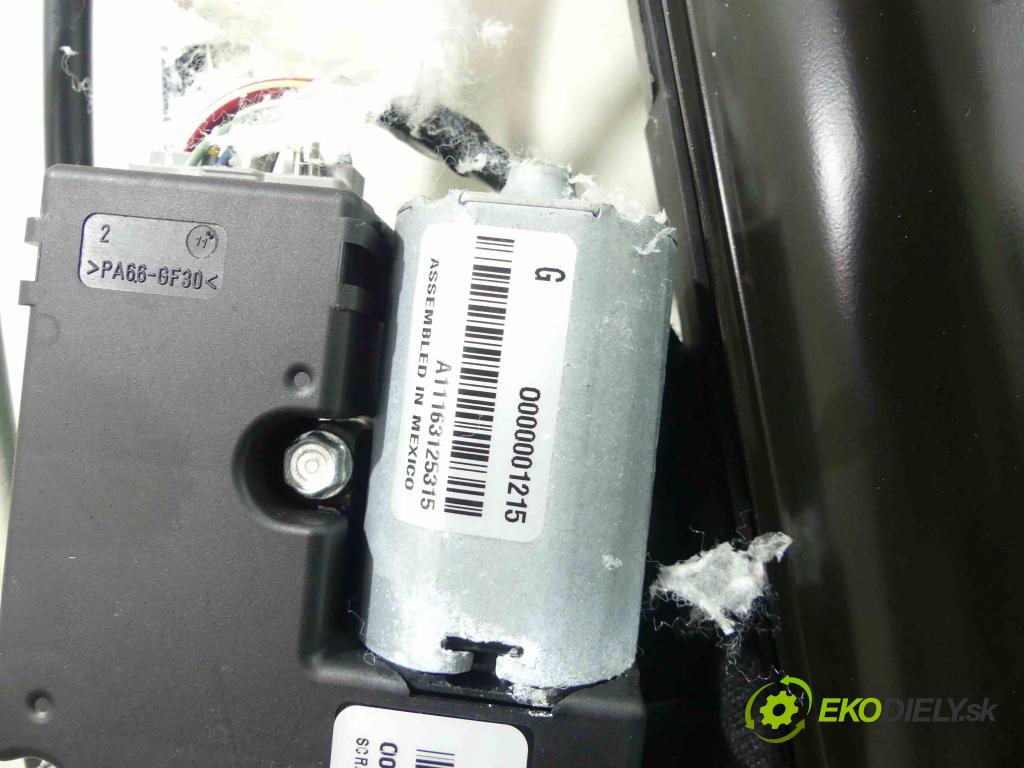 Saab 9-4X 3.0 V6 269KM automatic 198 kW 2997 cm3 5- Střešní okno: A11163125145 (Okna karoserie)