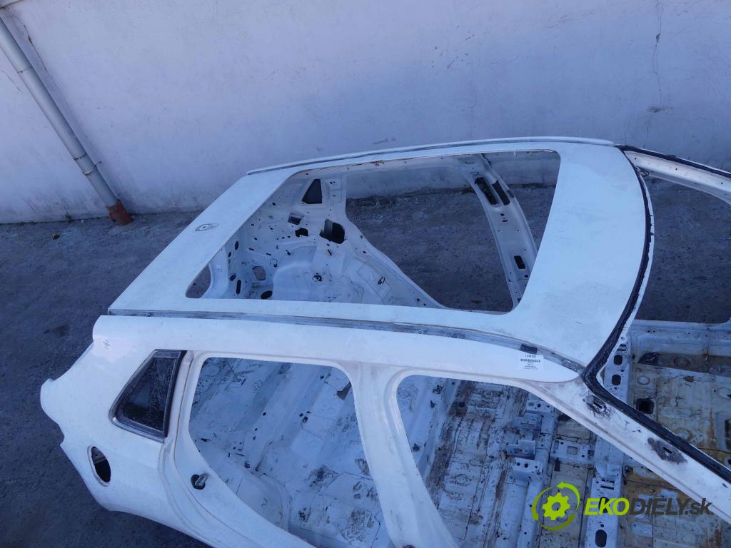 Saab 9-4X 3.0 V6 269KM automatic 198 kW 2997 cm3 5- Strecha: ROOF