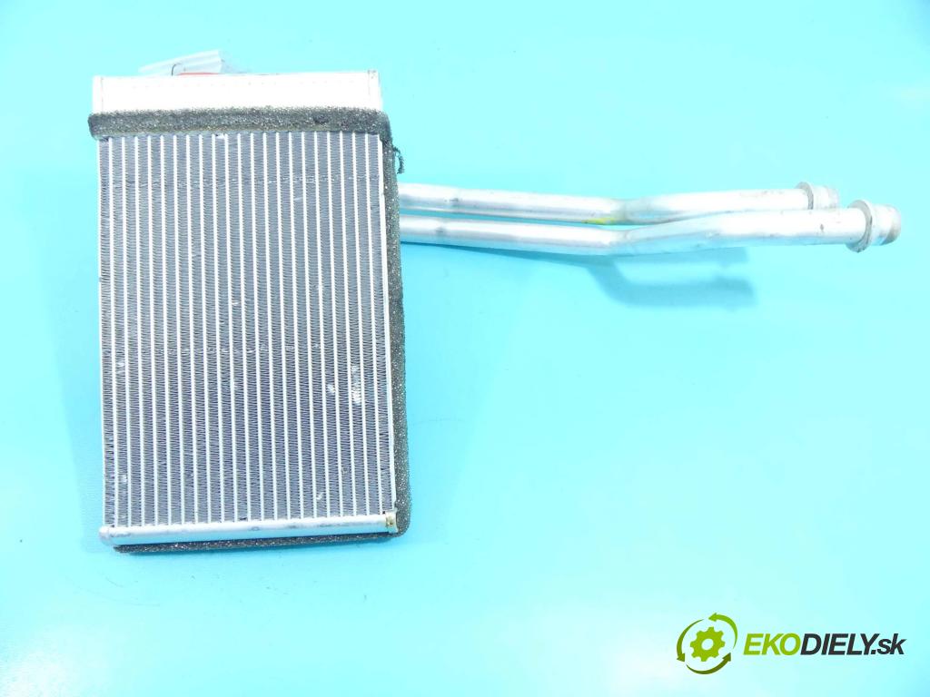 Saab 9-4X 3.0 V6 269KM automatic 198 kW 2997 cm3 5- radiator  (Radiátory kúrenia)