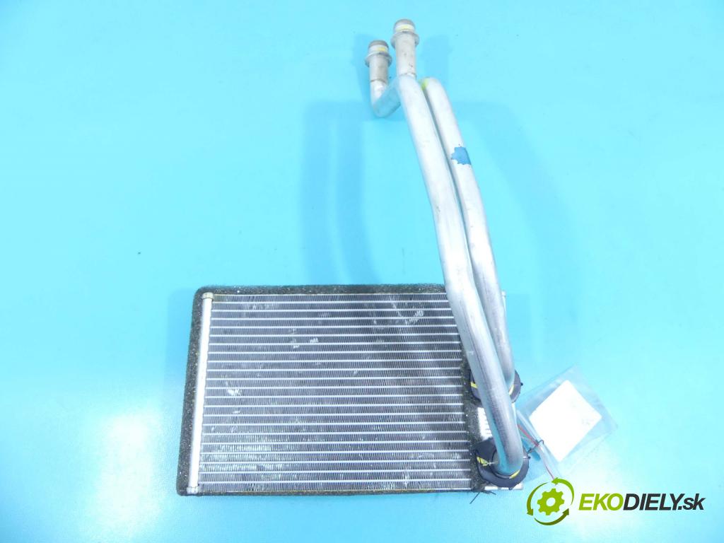 Saab 9-4X 3.0 V6 269KM automatic 198 kW 2997 cm3 5- radiator  (Radiátory kúrenia)