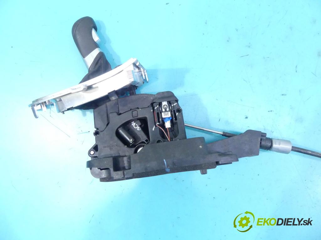 Saab 9-4X 3.0 V6 269KM automatic 198 kW 2997 cm3 5- Páka: Změny: stupeň,rýchlosť 20951250 (Rýchlostné páky / kulisy)