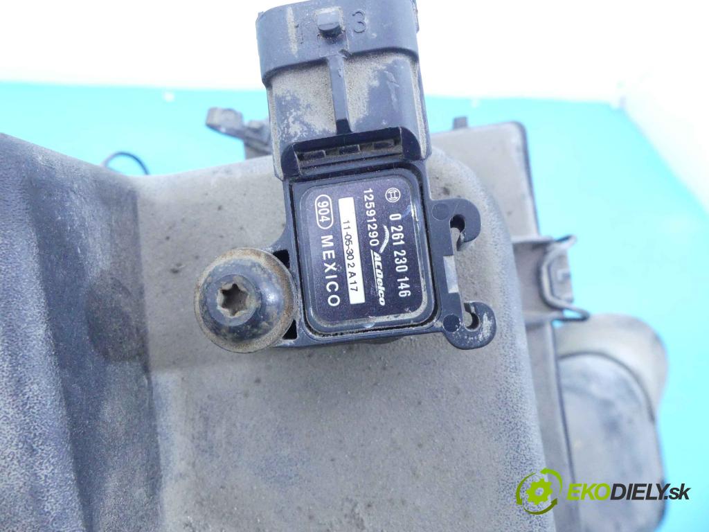 Saab 9-4X 3.0 V6 269KM automatic 198 kW 2997 cm3 5- obal filtra vzduchu 0261230146 (Kryty filtrů)