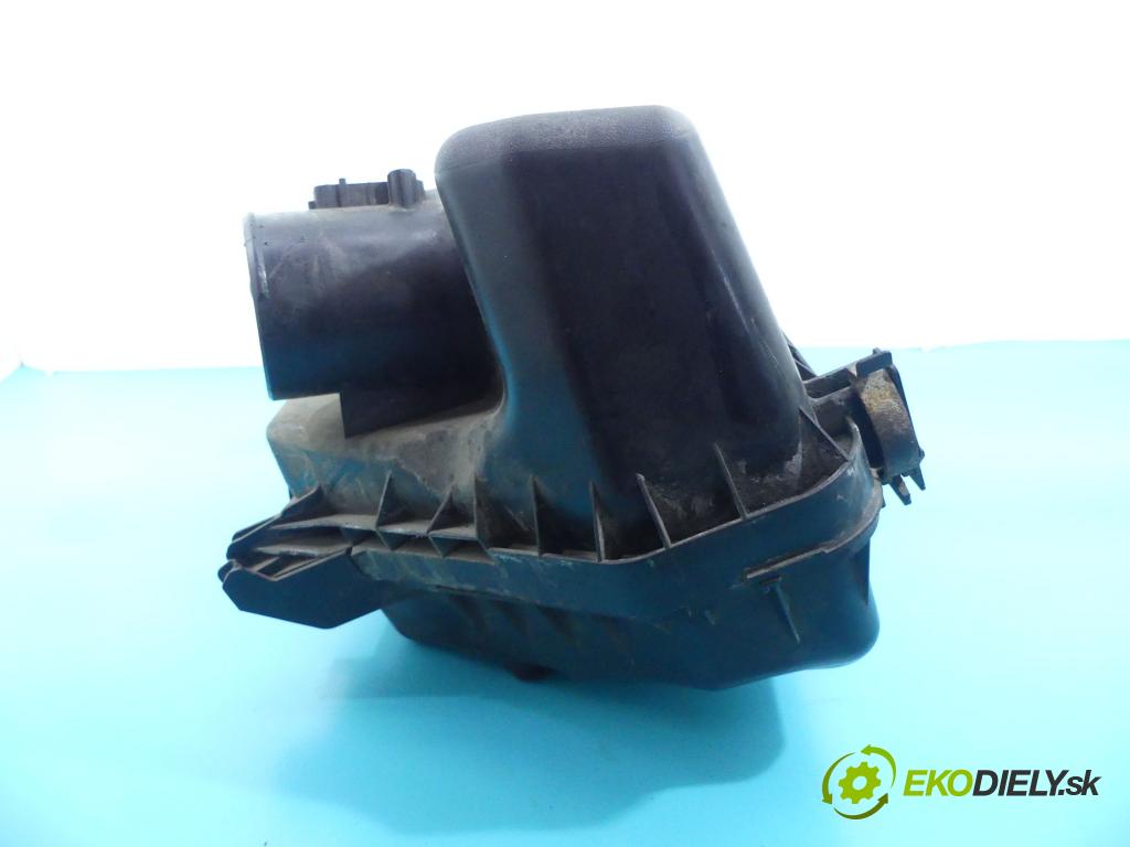 Toyota Verso 2009-2018 2.0 D4D 126 hp manual 93 kW 1998 cm3 5- obal filtra vzduchu  (Kryty filtrů)