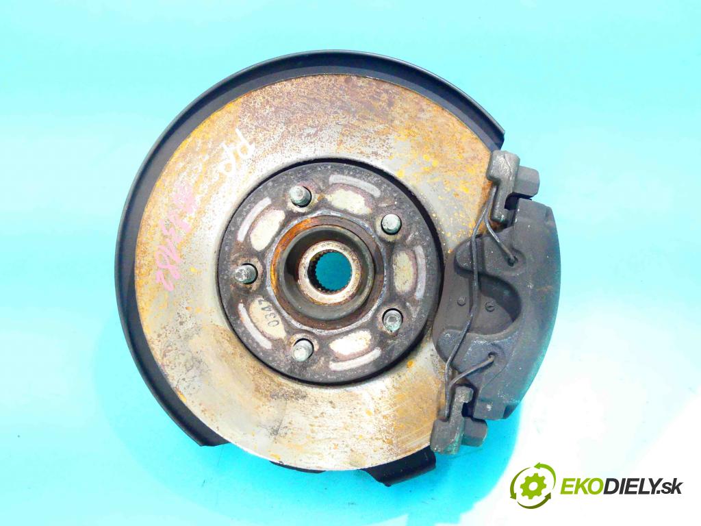 Ford C-max II 2010-2019 1.5 tdci 95 HP manual 70 kW 1499 cm3 5- náboj pravé  (Náboje)