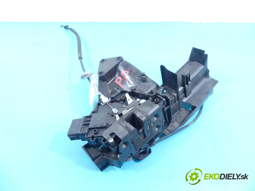 Ford Focus Mk2 2004-2011 1.6 tdci 90 hp manual 66 kW 1560 cm3 5- zámek přední pravý 3M5A-R21812-AK