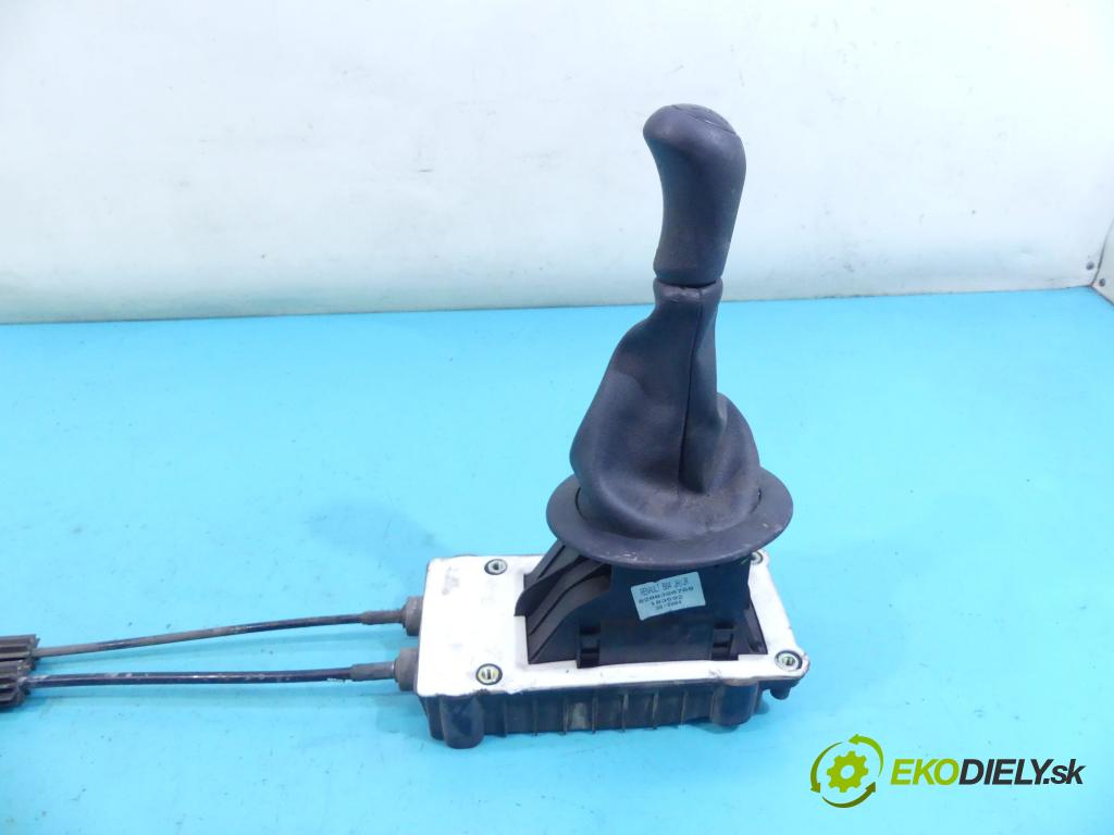 Renault Megane II 2003-2008 1.4 16v 98 HP manual 72 kW 1390 cm3 5- Páka: Změny: stupeň,rýchlosť 8200396768 (Rýchlostné páky / kulisy)