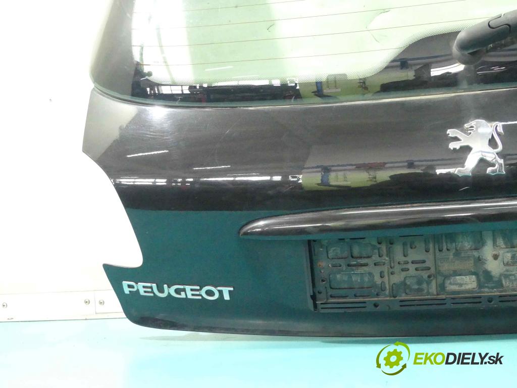 Peugeot 206 1.1 60 hp manual 44 kW 1124 cm3 3- zadní kufrové dveře  (Zadní kapoty)