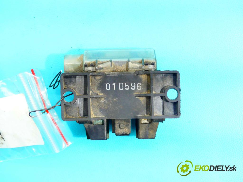 Vw Golf III 1991-1998 1.9 tdi 90 hp manual 66 kW 1896 cm3 5- relé 191911261B (Relé)