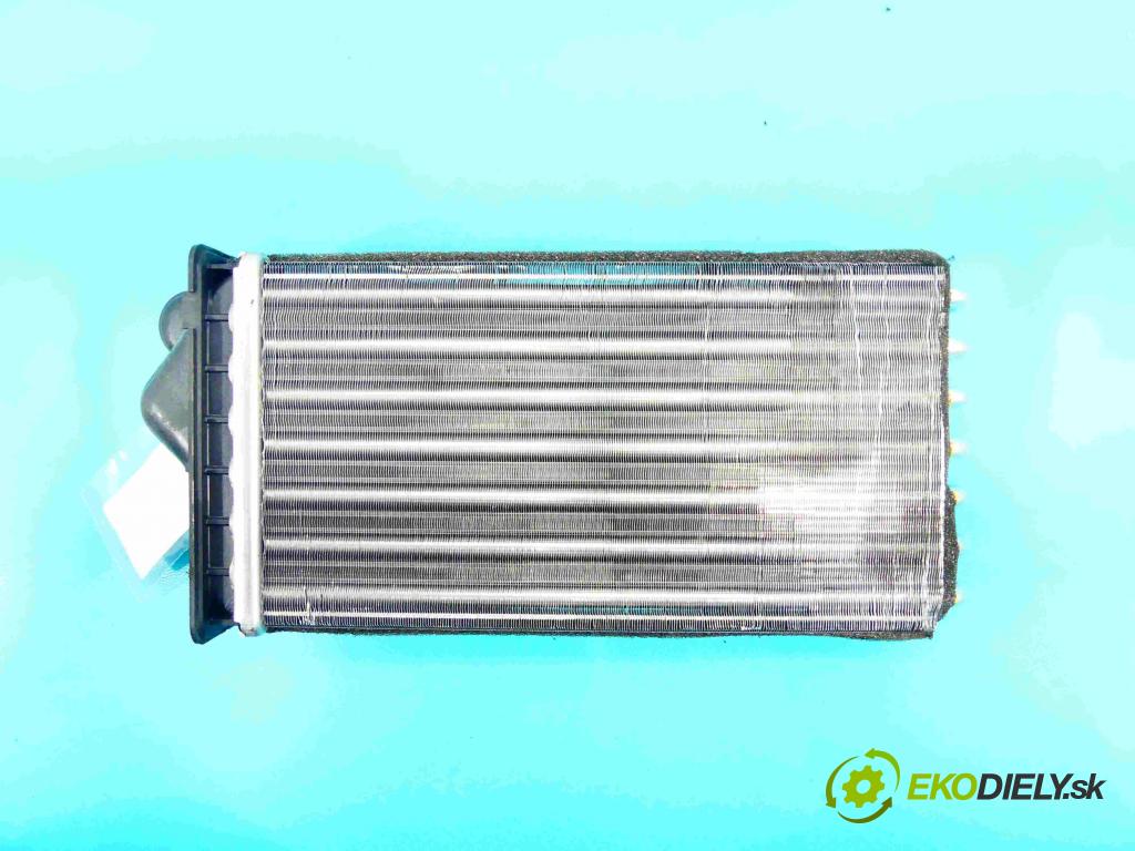 Peugeot 307 2.0 16v 177 HP manual 130 kW 1997 cm3 3- radiator  (Radiátory kúrenia)