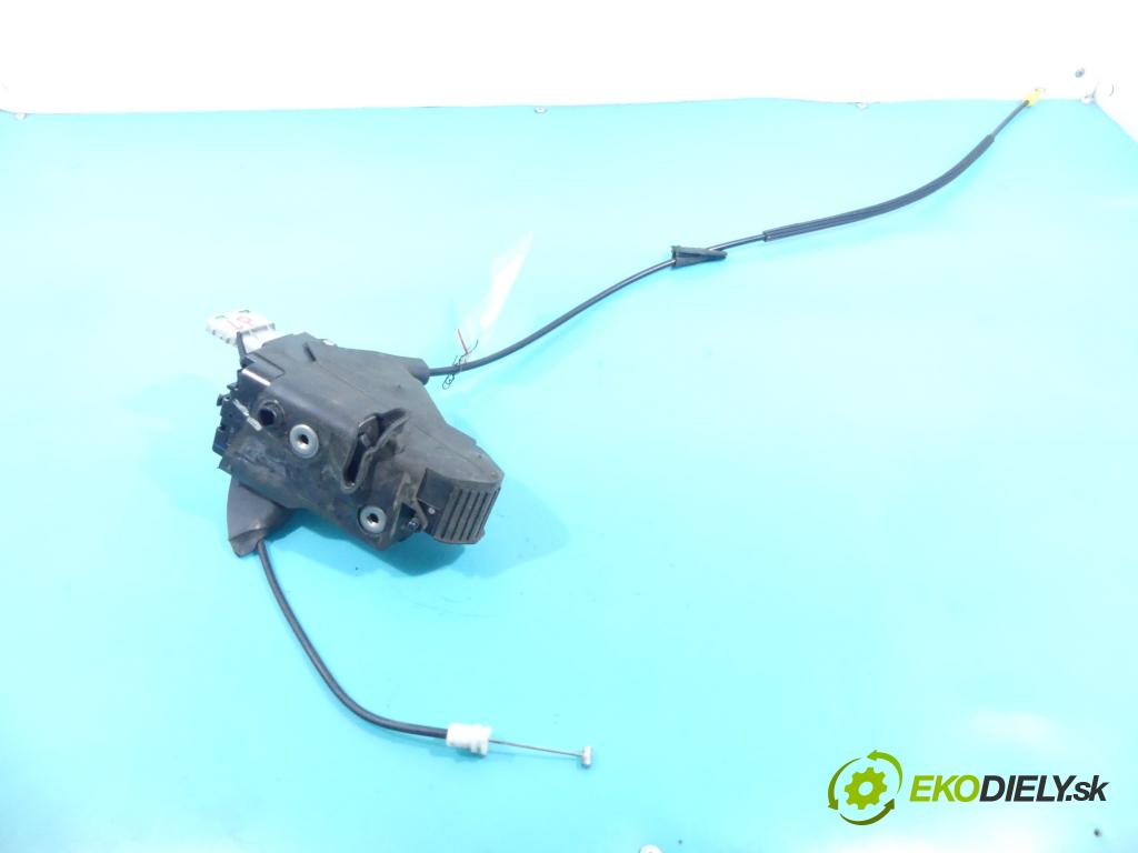 Citroen C4 2004-2011 1.6 16v 120 hp manual 88 kW 1598 cm3 3- zámek přední pravý 9636720380