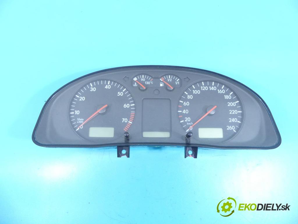 Vw Passat B5 1995-2005 1.6 SR 101 HP automatic 74 kW 1595 cm3 5- prístrojovka/ budíky 3B1919880A (Prístrojové dosky, displeje)