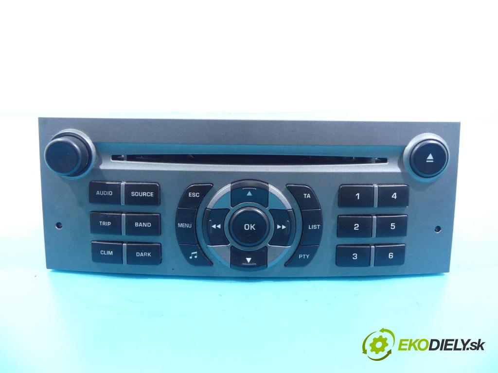 Peugeot 407 2.0 16v 136 HP manual 100 kW 1997 cm3 5- Radio továreň: