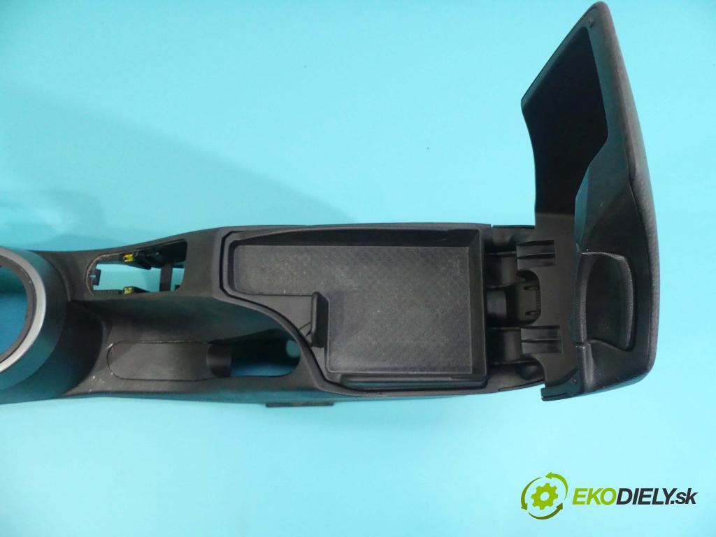 Seat Altea 1.6 SR 102 HP manual 75 kW 1595 cm3 5- operadlo 5P0864251B (Lakťové opierky)