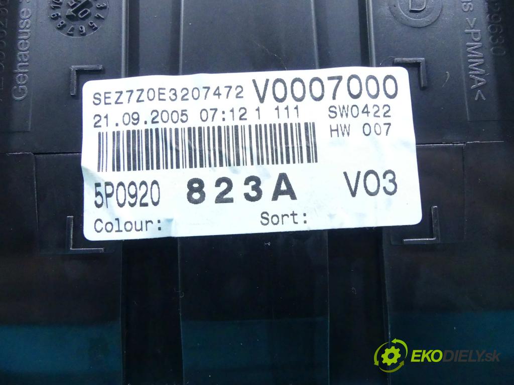 Seat Altea 1.6 SR 102 HP manual 75 kW 1595 cm3 5- prístrojovka/ budíky 5P0920823A (Prístrojové dosky, displeje)