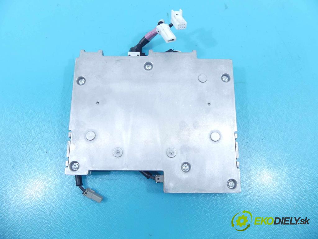 Toyota Auris II 2012-2018 1.6 16v 132  HP manual 97 kW 1598 cm3 5- modul riadiaca jednotka E110R-036911 (Ostatné)
