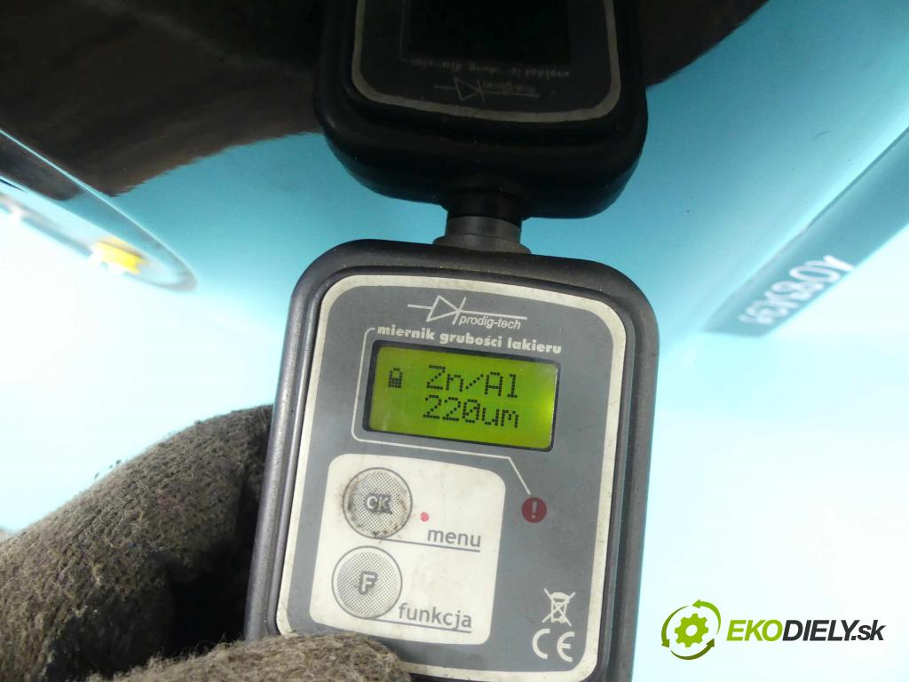 Volvo C30 1.6d 114 HP manual 84 kW 1560 cm3 3- blatník predné ľavý  (Predné ľavé)