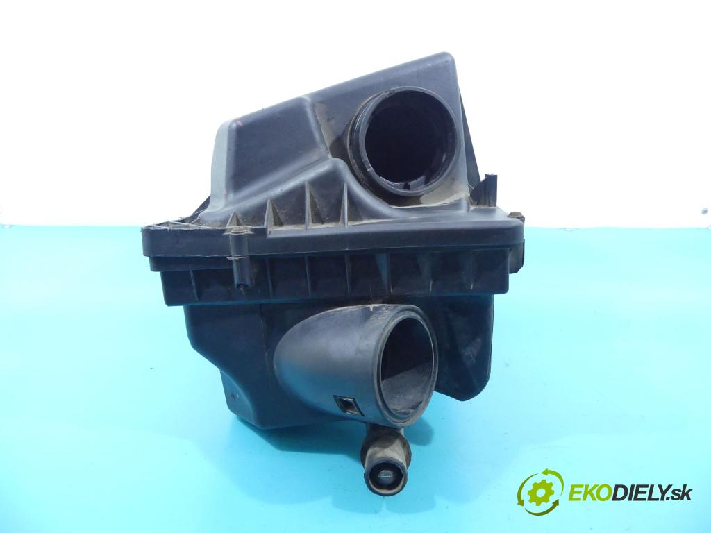 Opel Zafira B 2005-2014 150 hp manual 110 kW 2198 cm3 5- obal filtra vzduchu 4613885937 (Kryty filtrů)