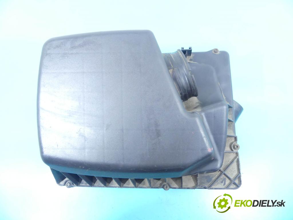 Opel Zafira B 2005-2014 150 hp manual 110 kW 2198 cm3 5- obal filtra vzduchu 4613885937 (Kryty filtrů)