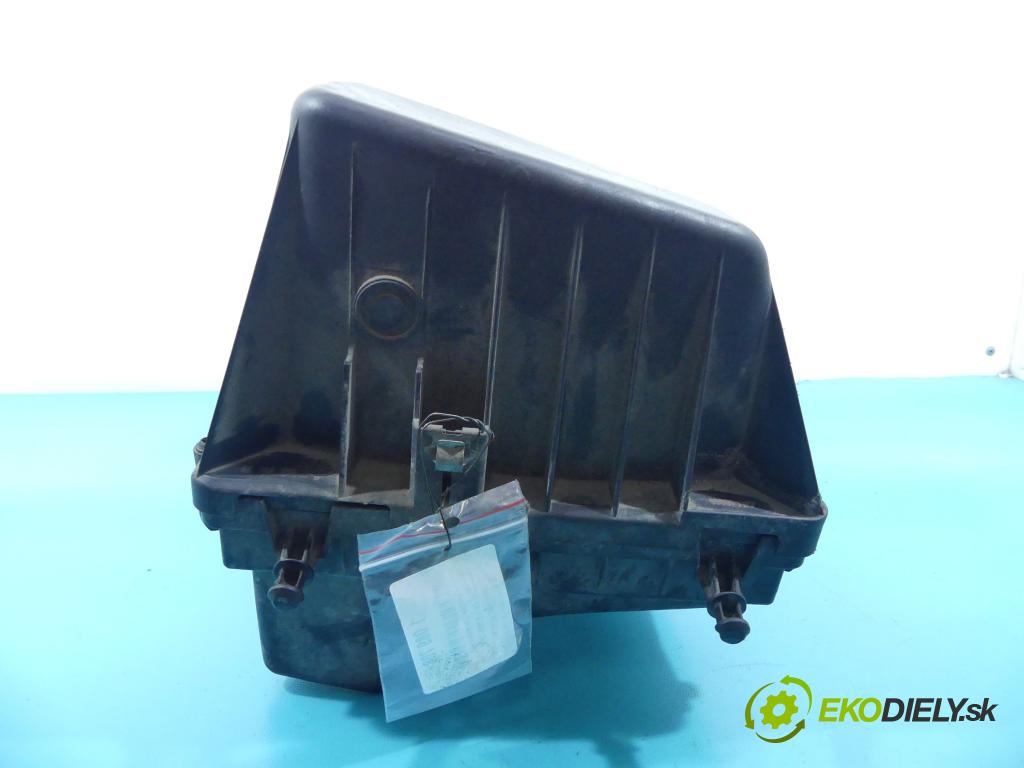 Opel Zafira B 2005-2014 150 hp manual 110 kW 2198 cm3 5- obal filtra vzduchu 4613885937 (Kryty filtrů)