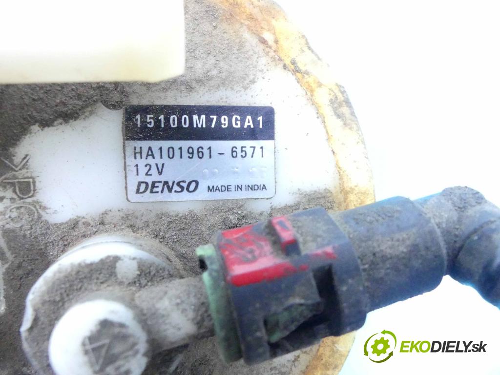 Suzuki Alto 1998-2004 1.1 16v 63 hp manual 46 kW 1061 cm3 5- čerpadlo paliva 101961-6571