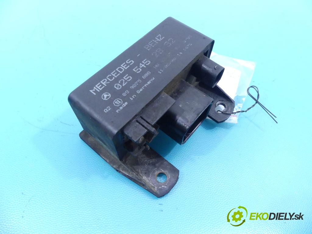 Mercedes Vito W638 1996-2003 2.2 cdi 102 HP manual 75 kW 2151 cm3 5- Relé: 0255452832 (Relé)