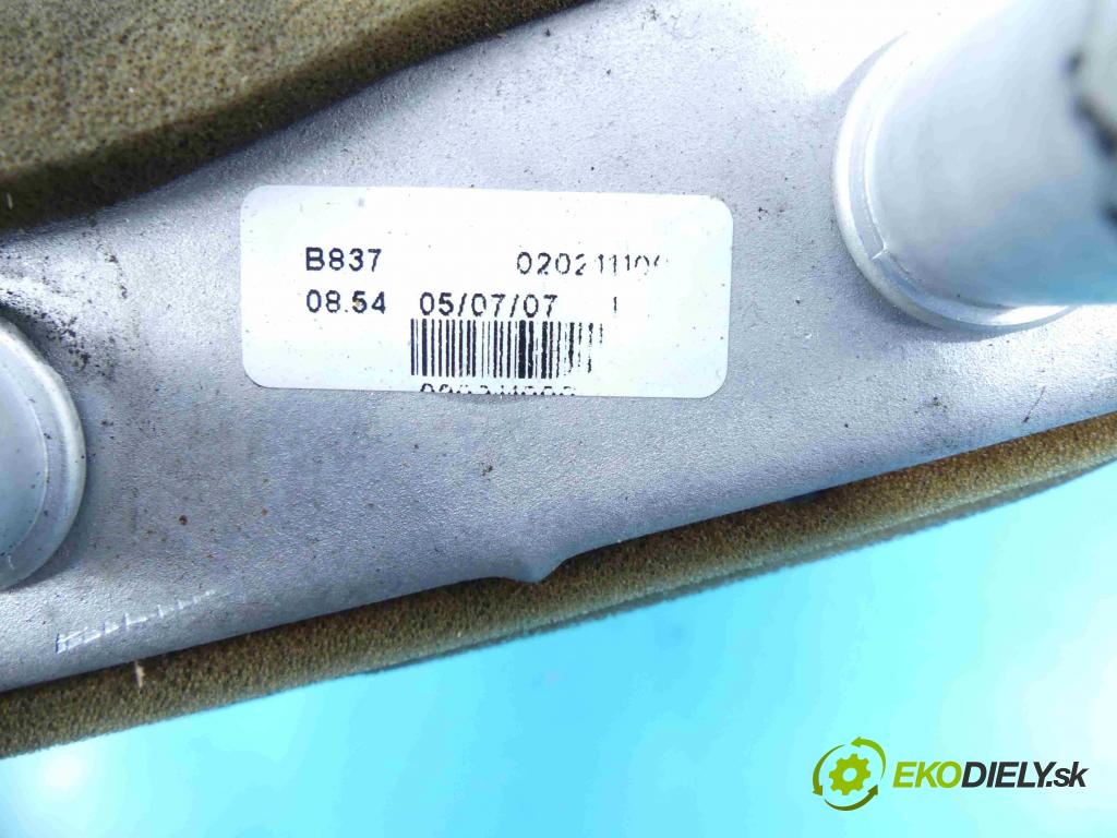 Iveco Daily IV 2006-2011 2.3 HPI 116 HP manual 85 kW 2287 cm3 5- radiator B837 (Radiátory kúrenia)